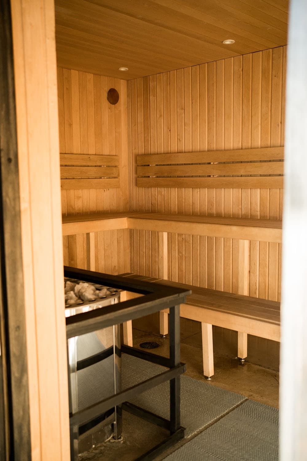PLUNJ sauna interior